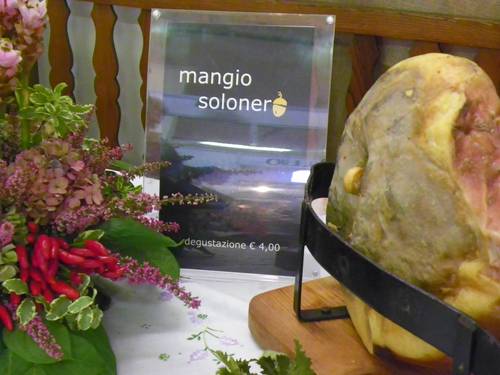 prosciutto del pelatello casertano Azienda Irene Vano Arpino